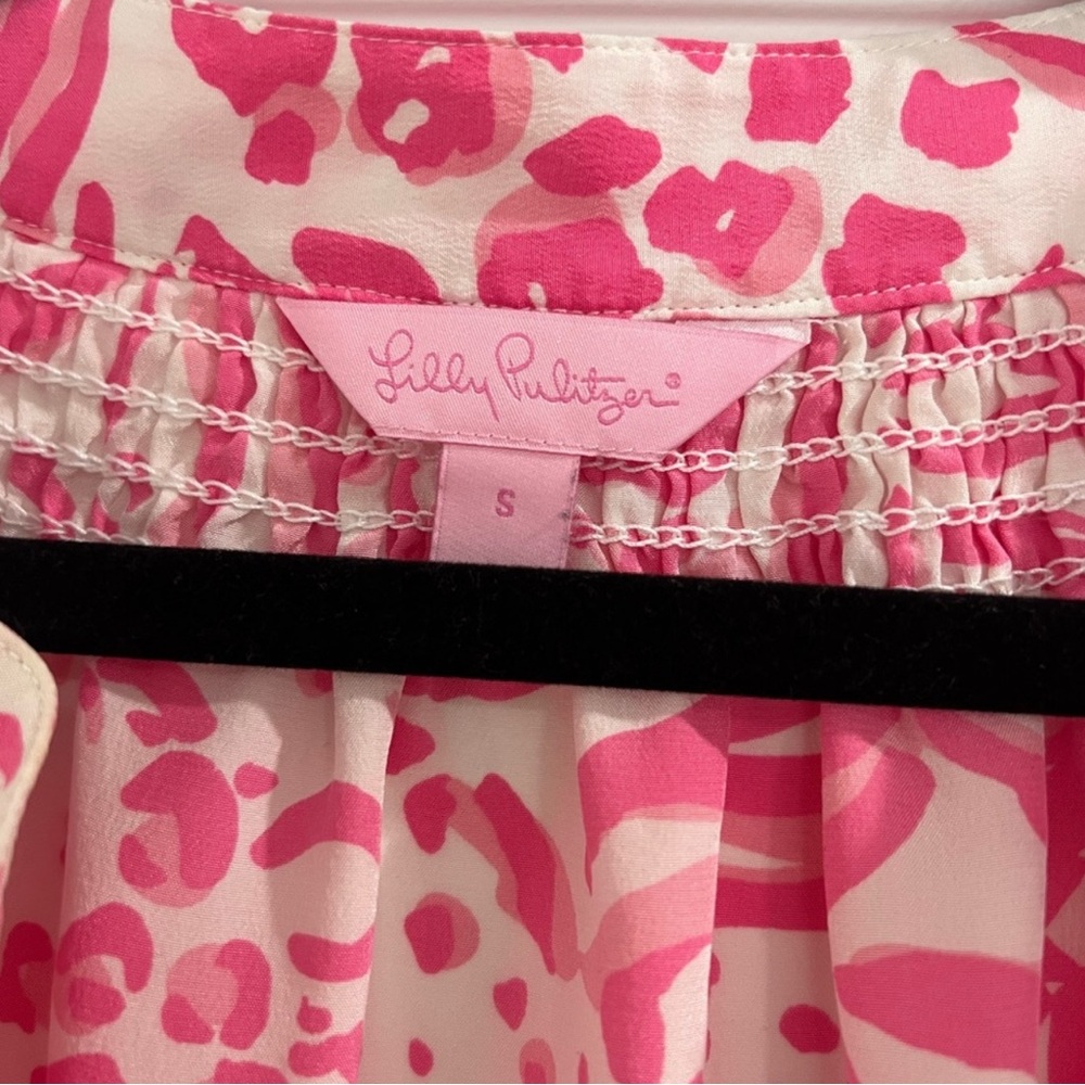 Lilly Pulitzer 100% silk blouse - size small - Picture 2 of 5